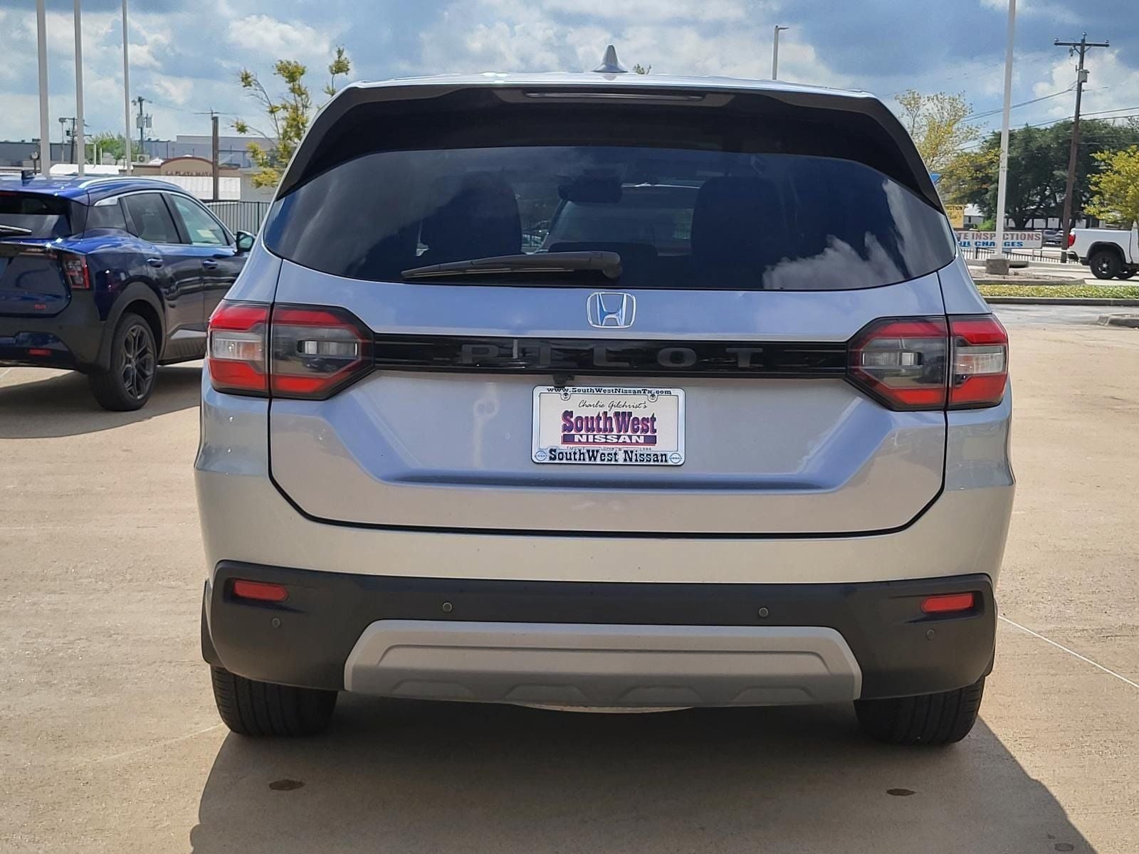 2024 Honda Pilot EX-L 8 Passenger