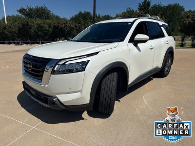 2023 Nissan Pathfinder SL