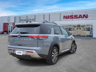 2022 Nissan Pathfinder Platinum