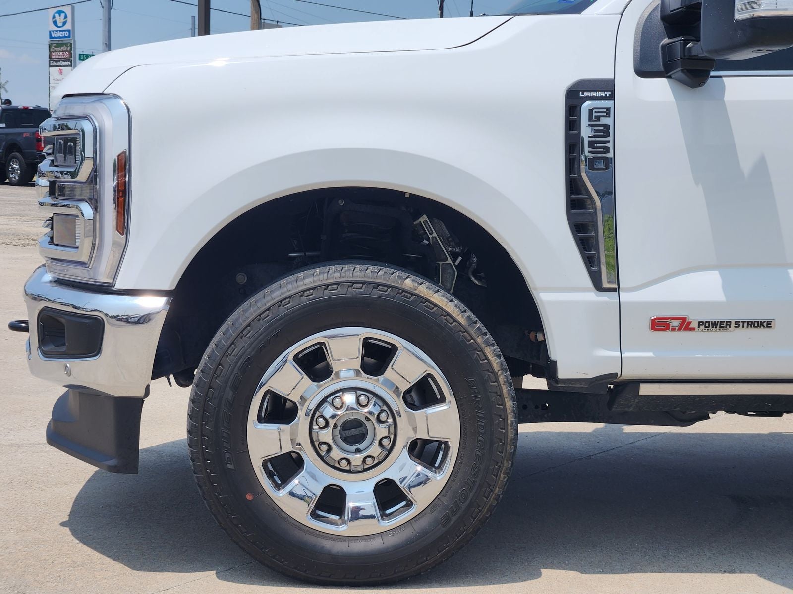 2025 Ford F-350SD Lariat