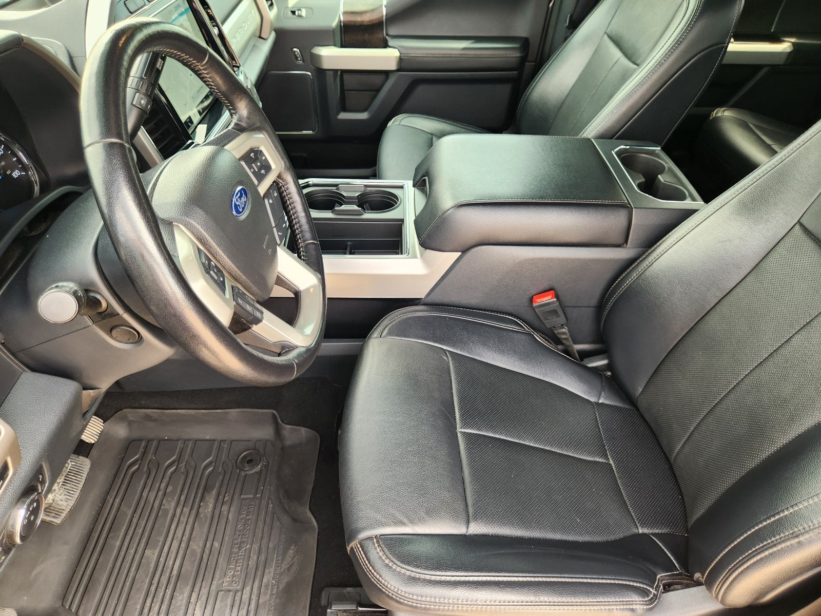 2022 Ford F-350SD Lariat DRW