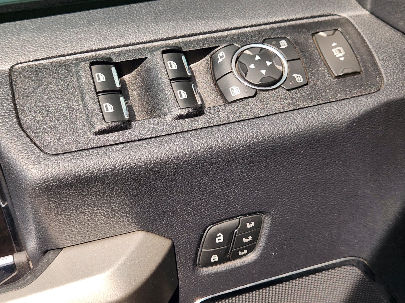 2022 Ford F-350SD Lariat DRW
