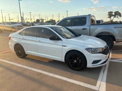 2019 Volkswagen Jetta R-Line