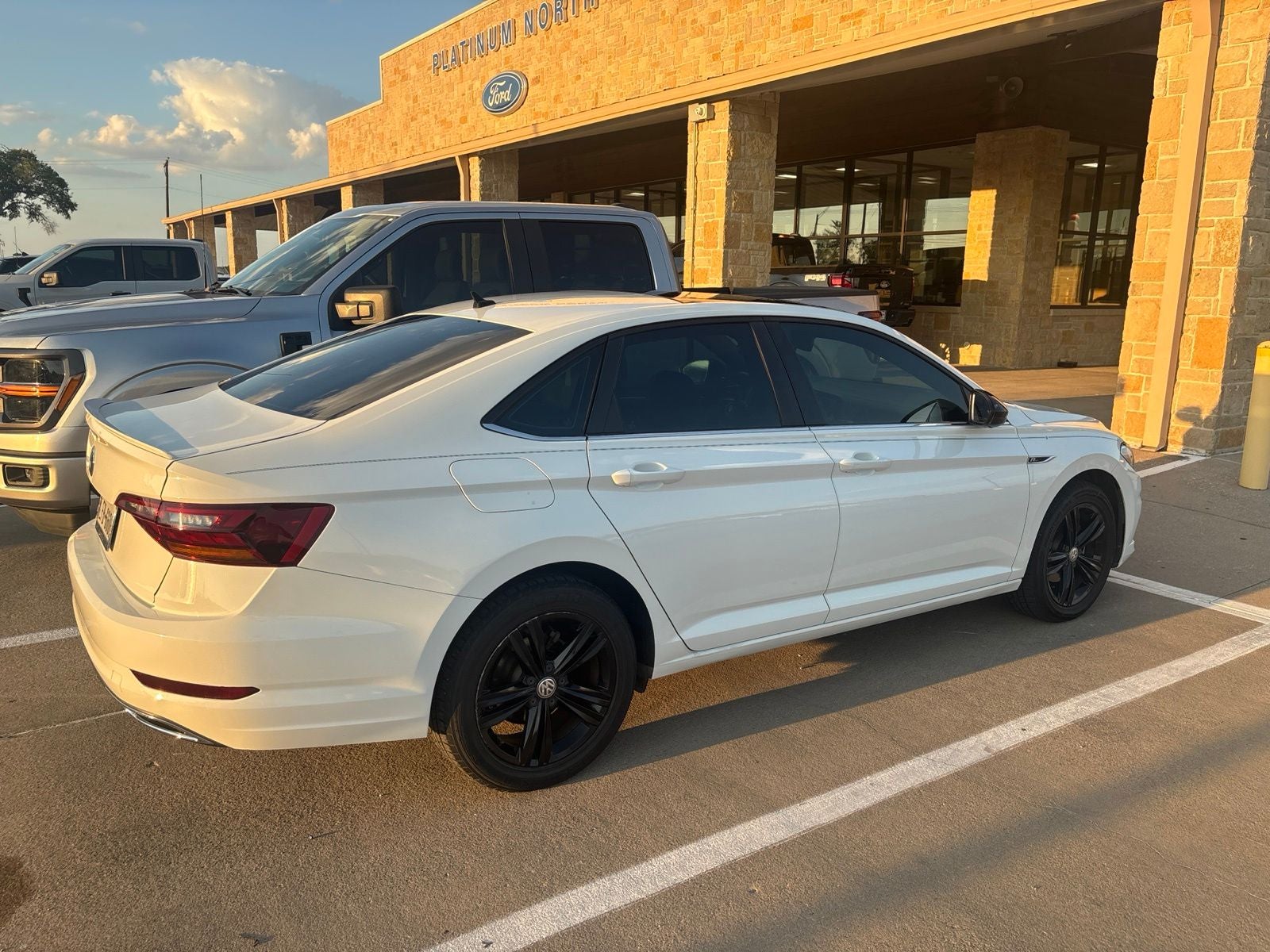 2019 Volkswagen Jetta R-Line