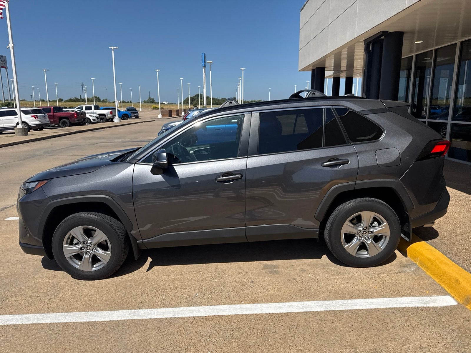 2024 Toyota RAV4 XLE