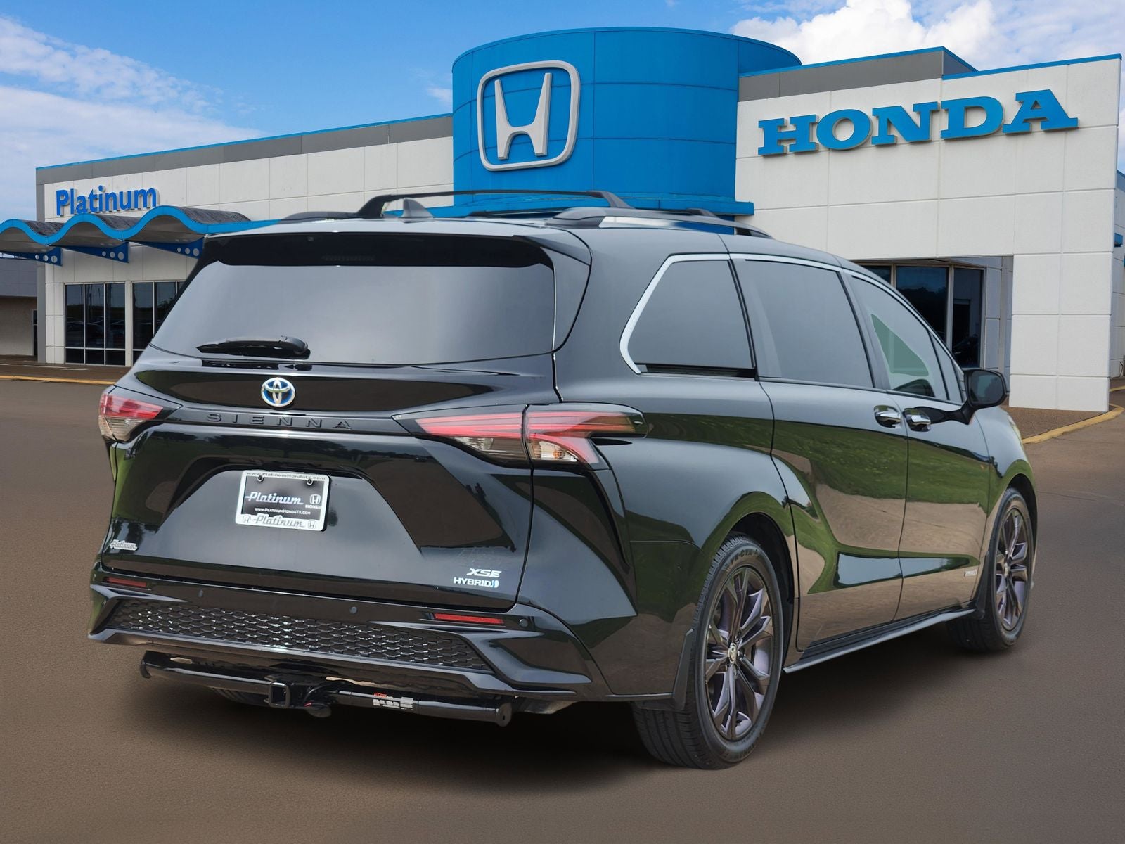 2021 Toyota Sienna XSE 7 Passenger