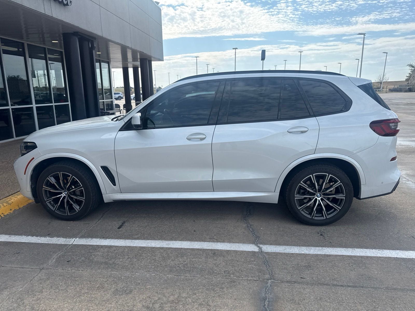 2023 BMW X5 sDrive40i
