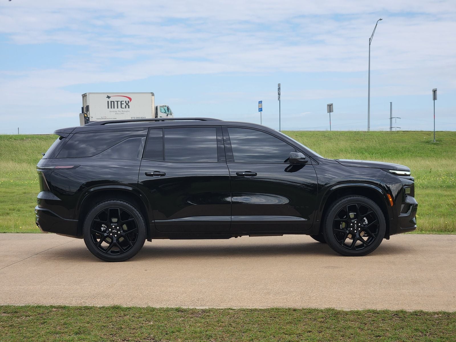 2025 Chevrolet Traverse RS