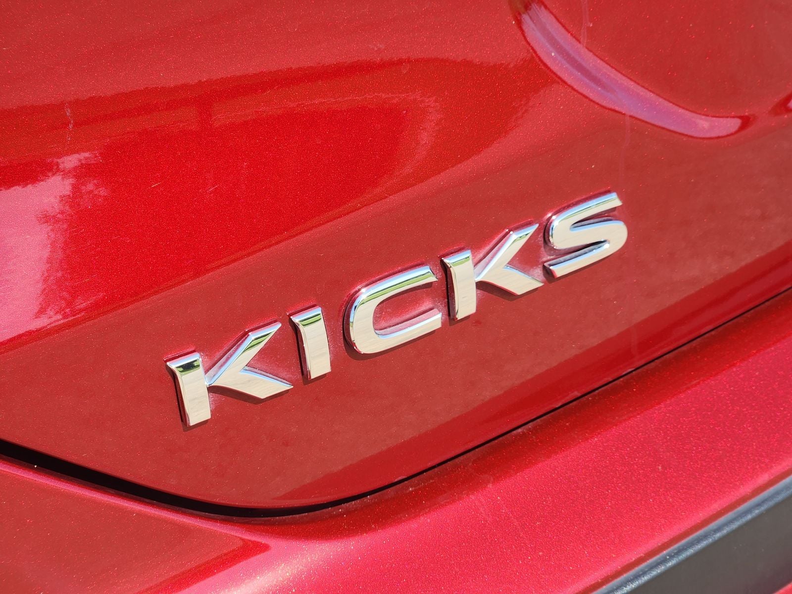 2023 Nissan Kicks SV