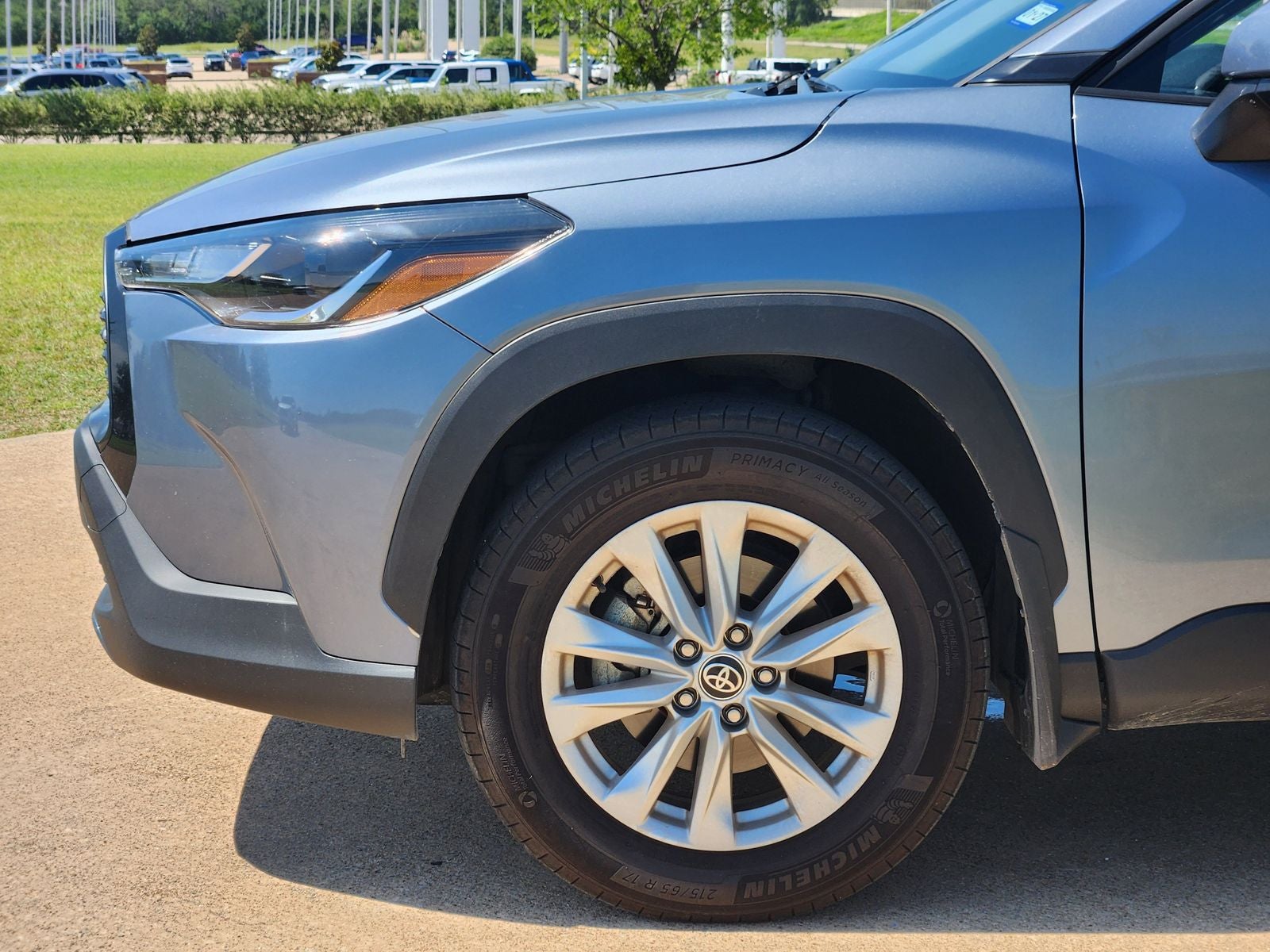2024 Toyota Corolla Cross LE