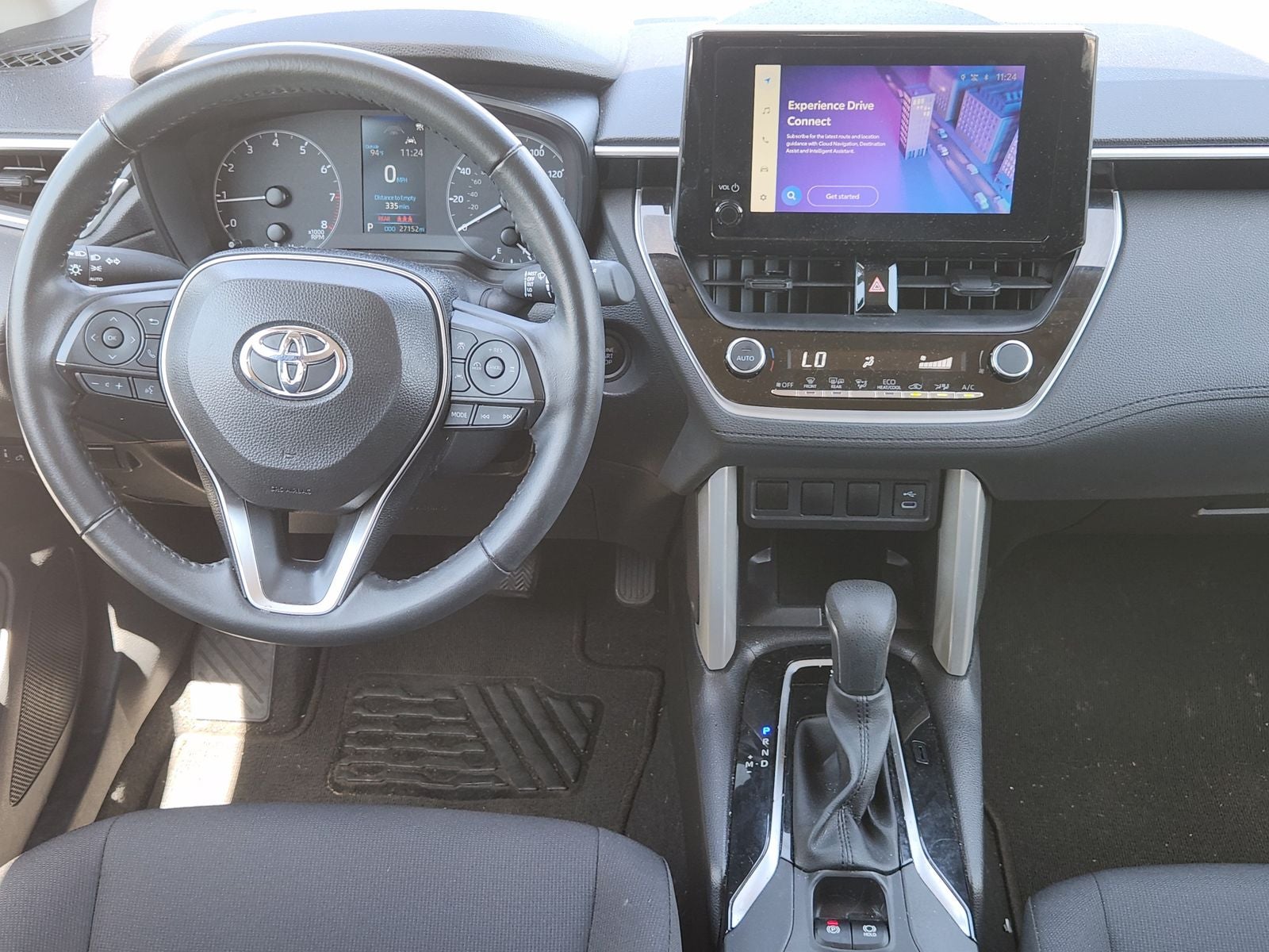 2024 Toyota Corolla Cross LE