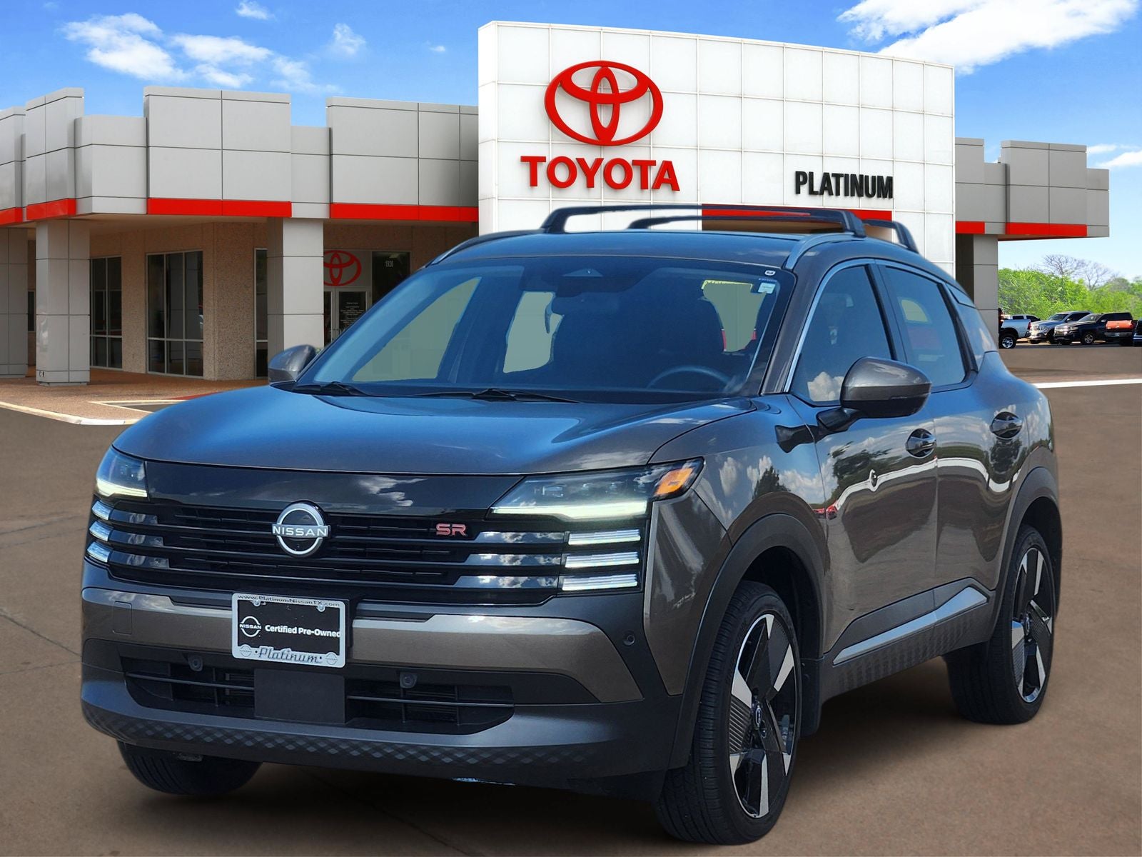 2025 Nissan Kicks SR