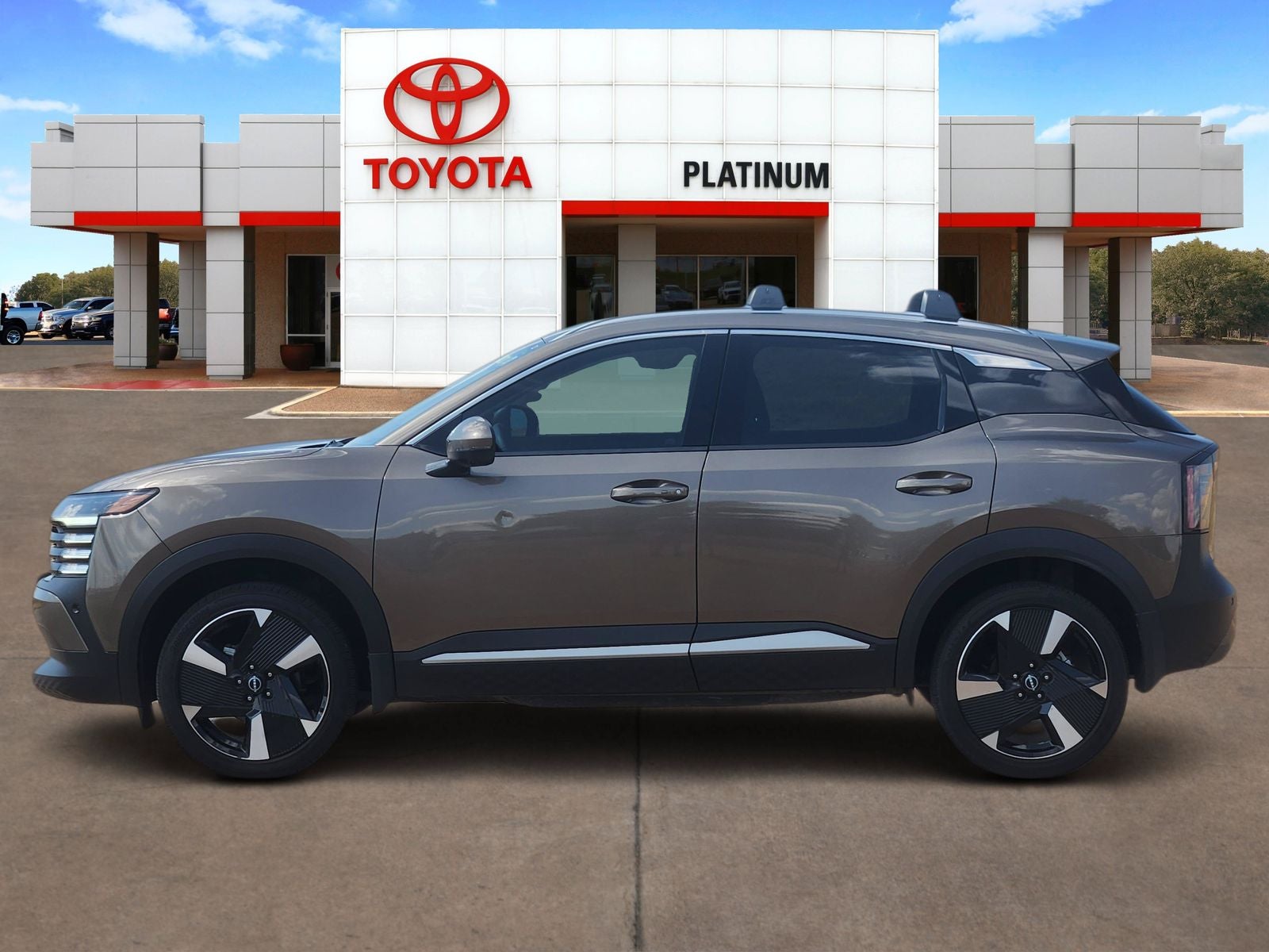 2025 Nissan Kicks SR