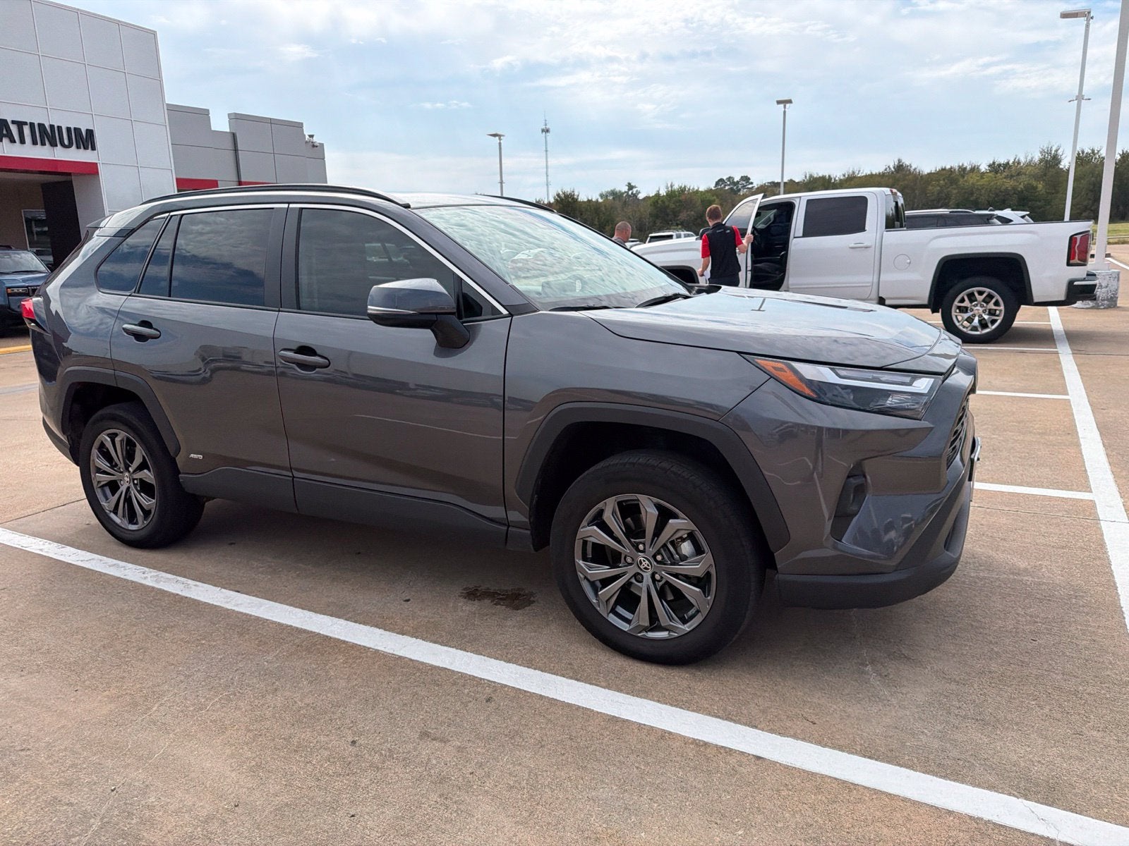2024 Toyota RAV4 Hybrid XLE Premium