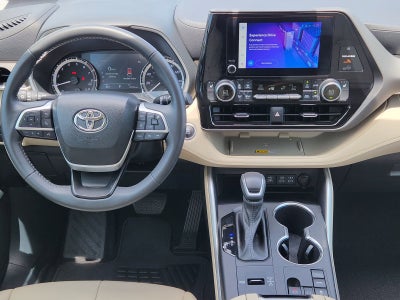 2023 Toyota Highlander XLE