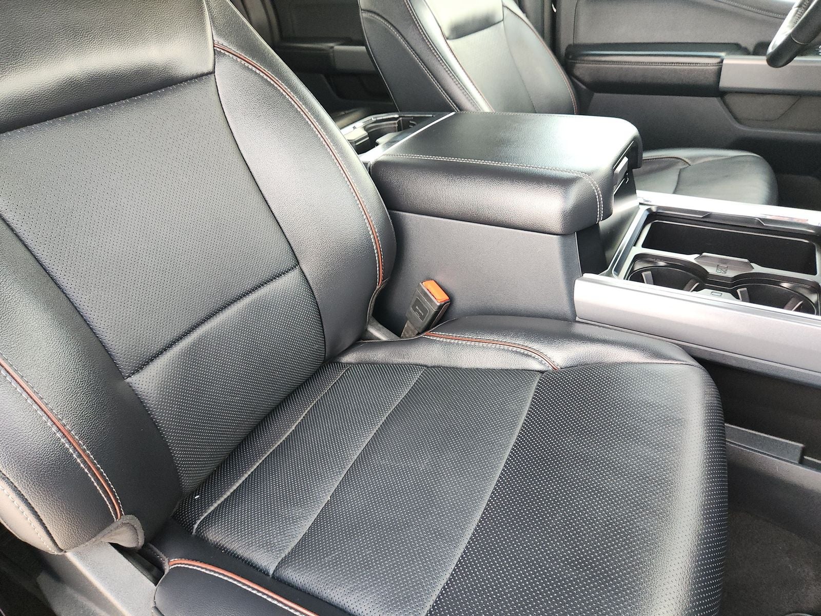 2024 Ford F-350SD Lariat DRW