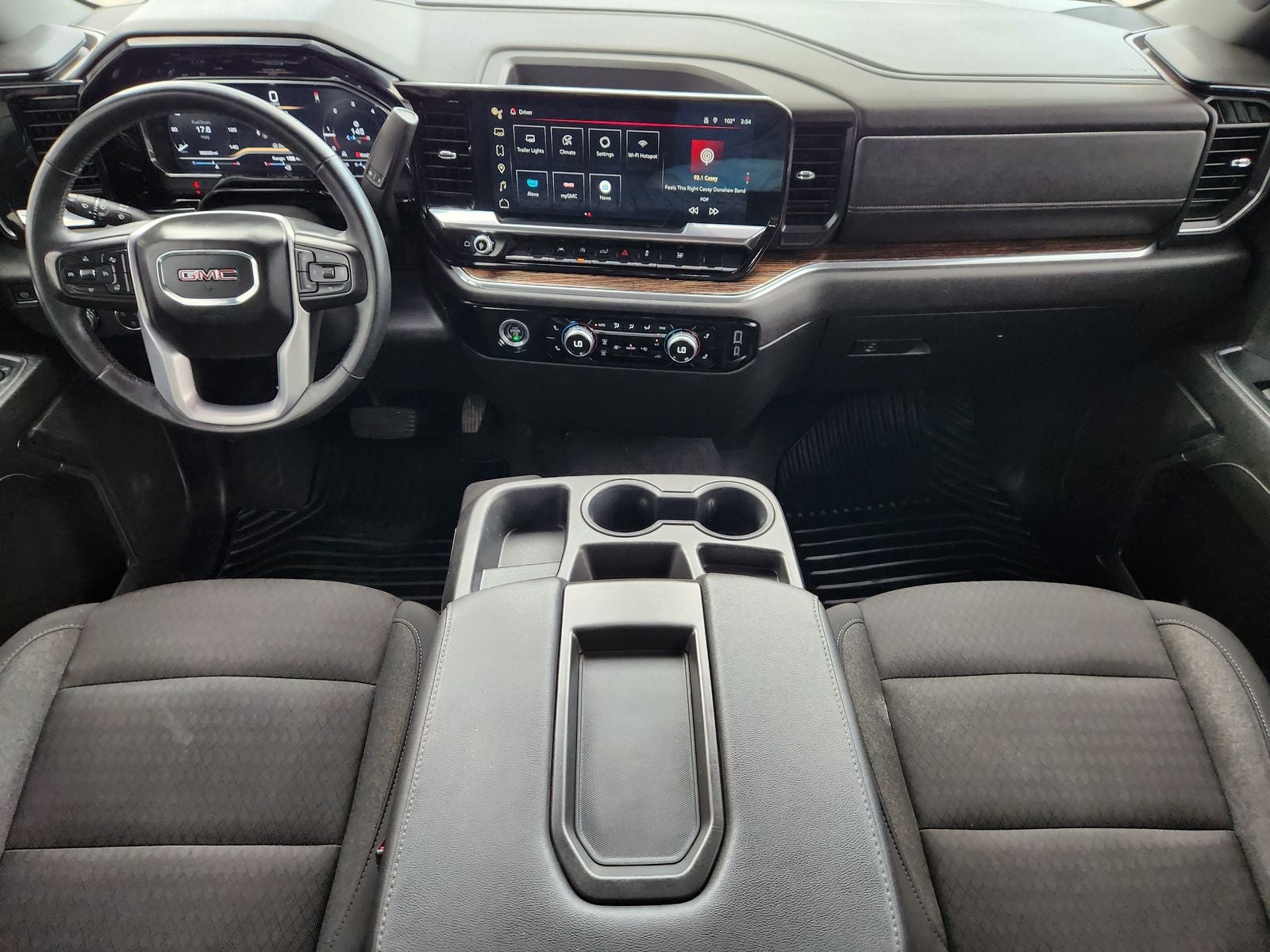 2024 GMC Sierra 1500 SLE