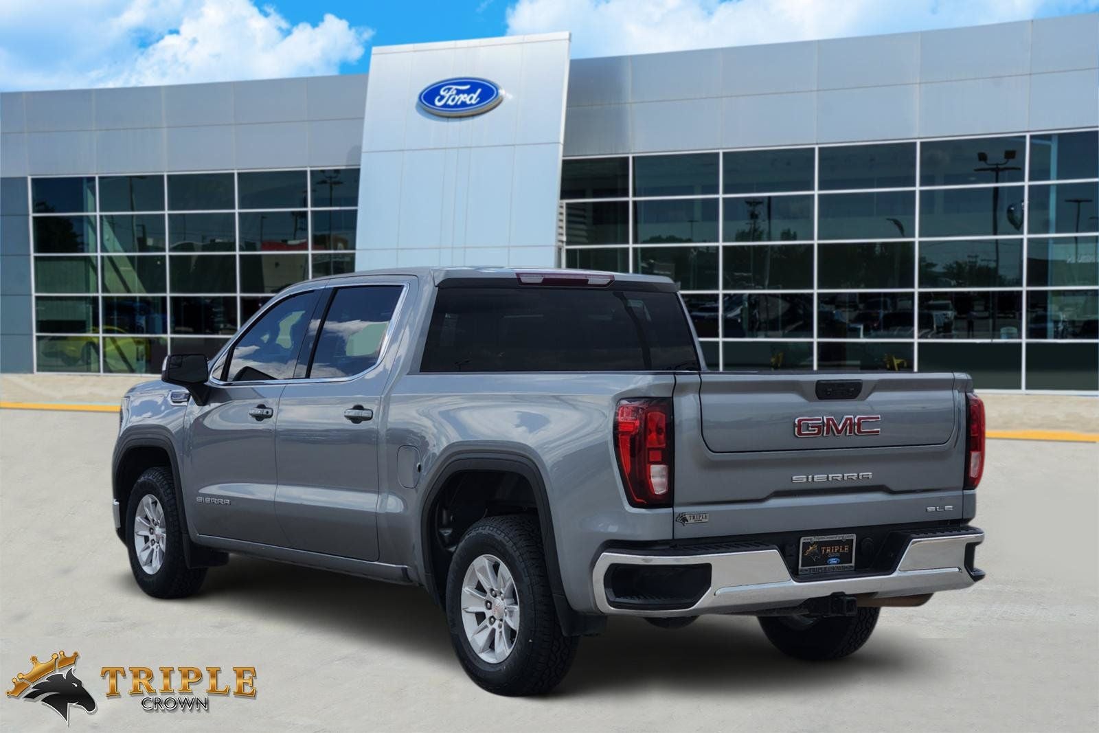 2024 GMC Sierra 1500 SLE