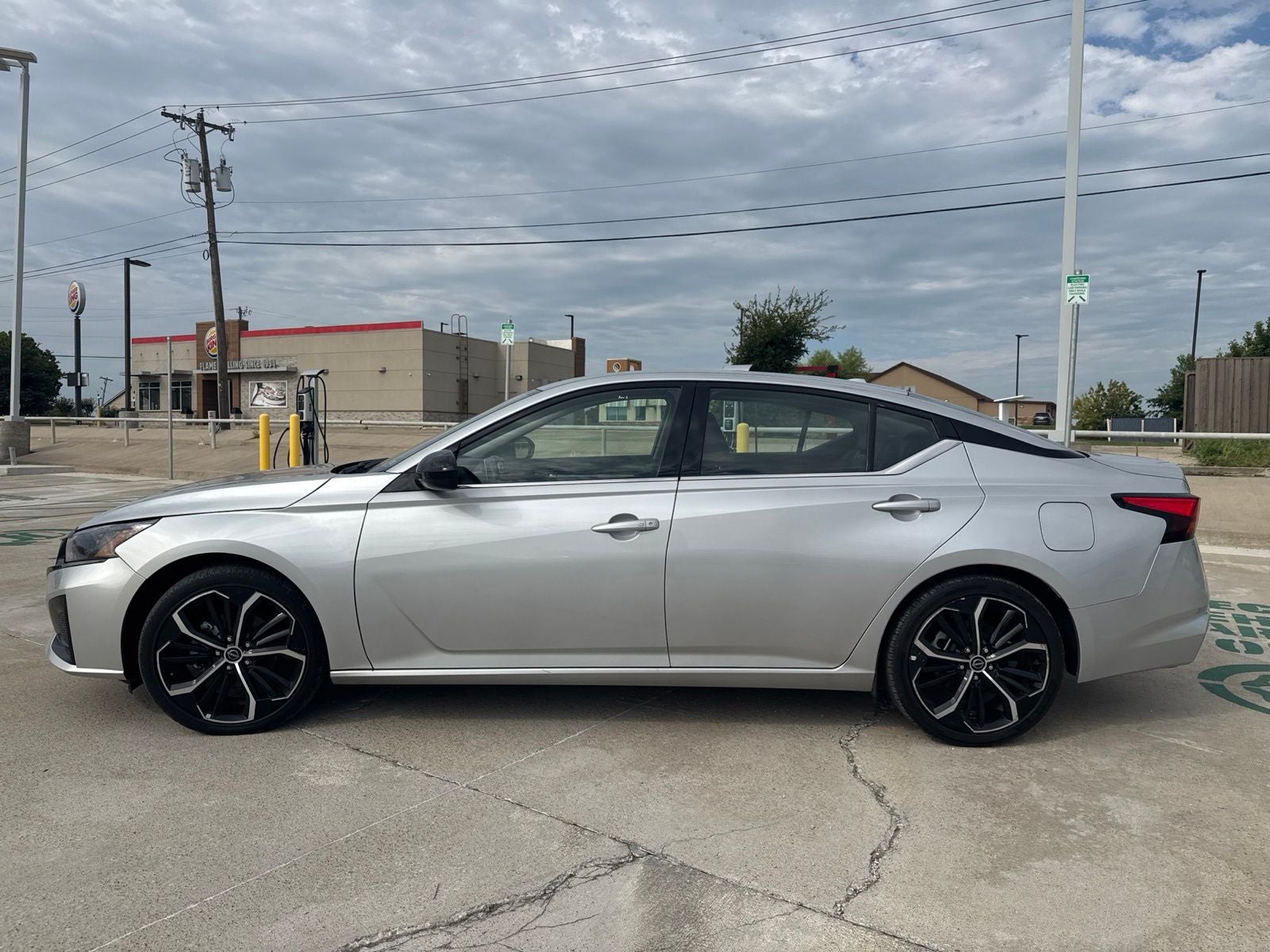 2023 Nissan Altima 2.5 SR