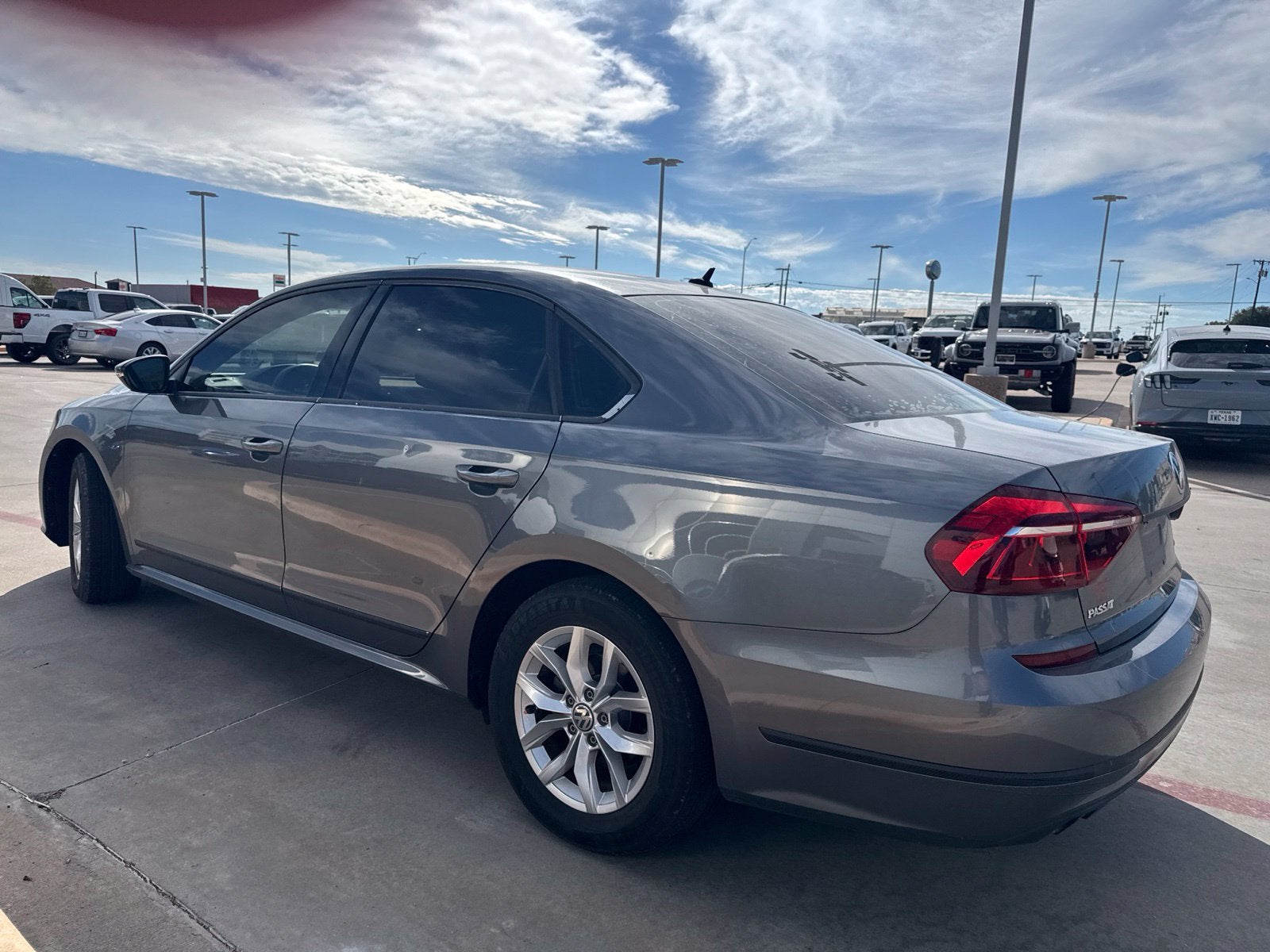 2017 Volkswagen Passat 1.8T S