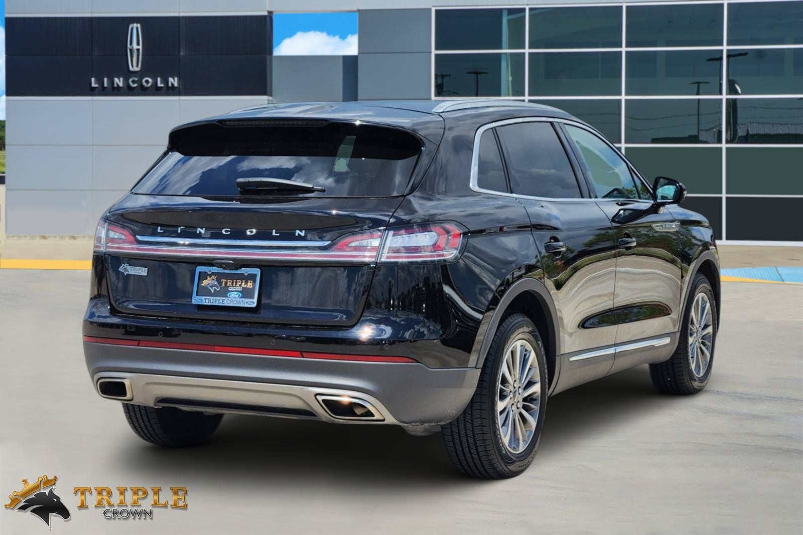 2023 Lincoln Nautilus Standard