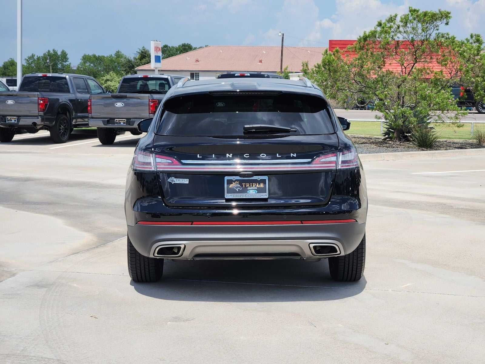 2023 Lincoln Nautilus Standard