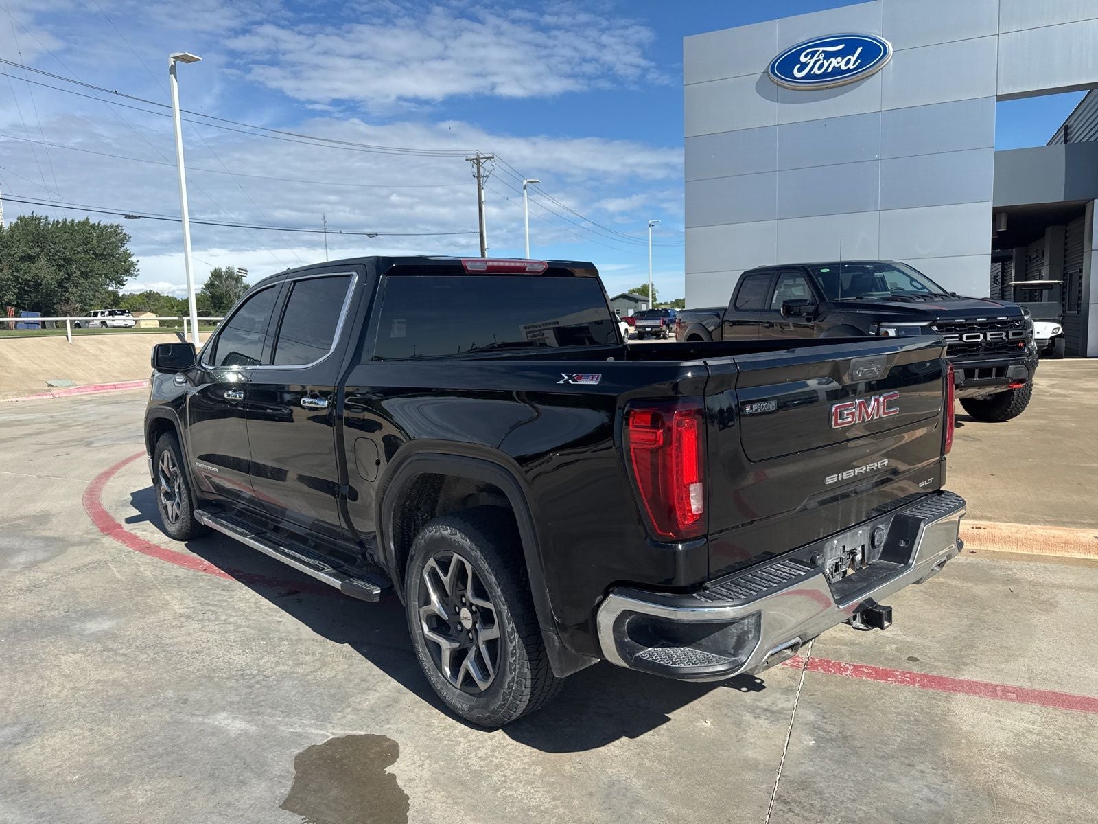 2023 GMC Sierra 1500 SLT