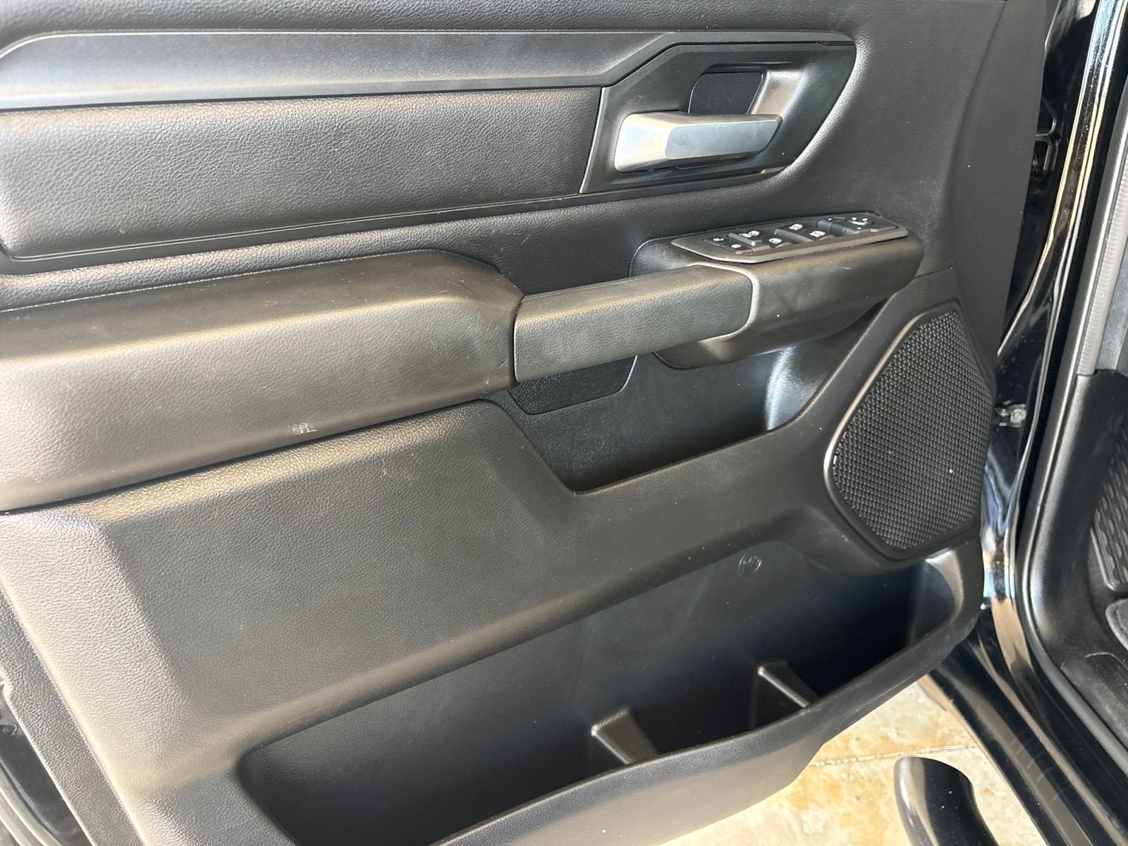 2025 RAM 1500 Tradesman Crew Cab 4x2 5'7" Box