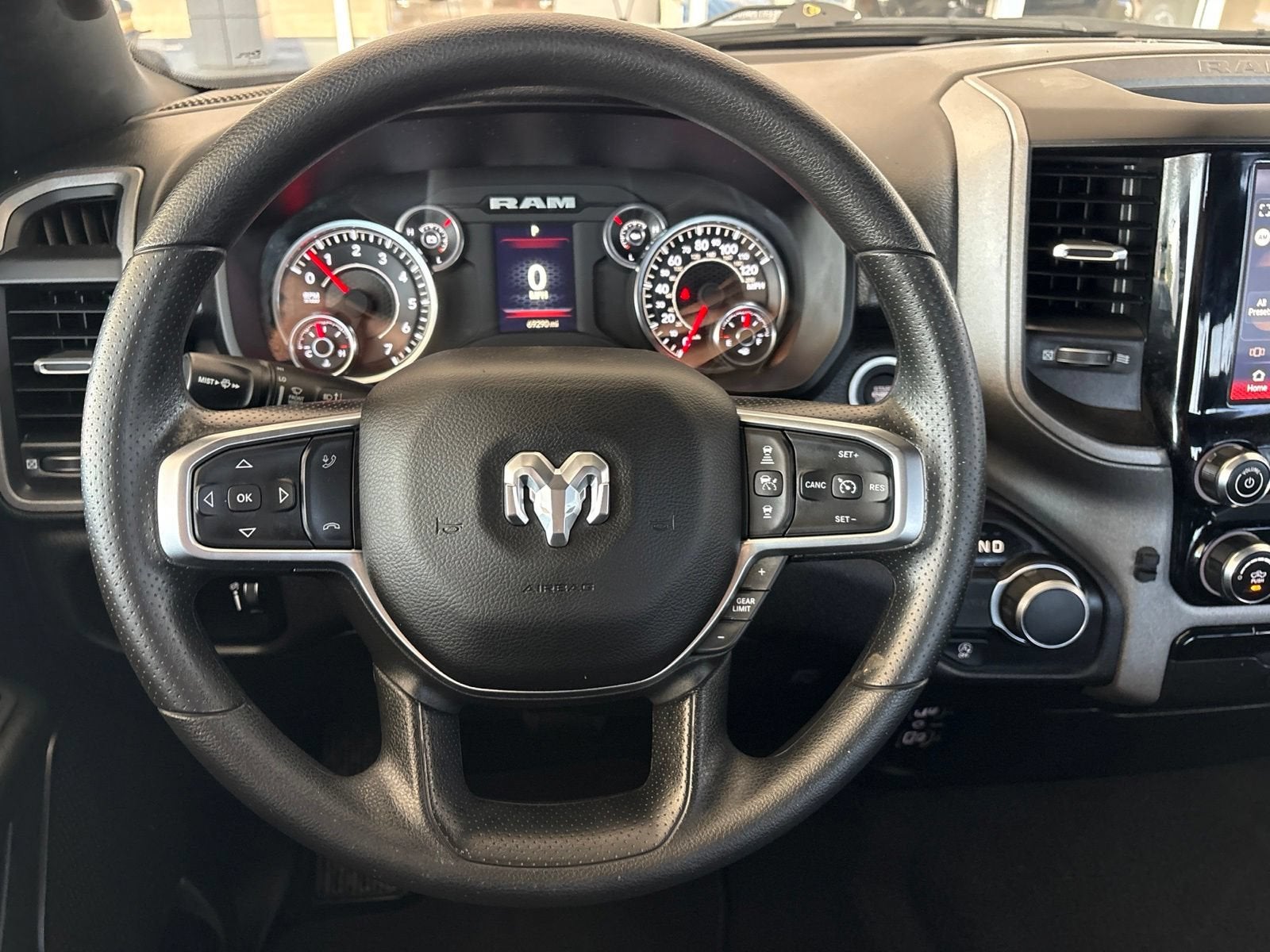 2025 RAM 1500 Tradesman Crew Cab 4x2 5'7" Box