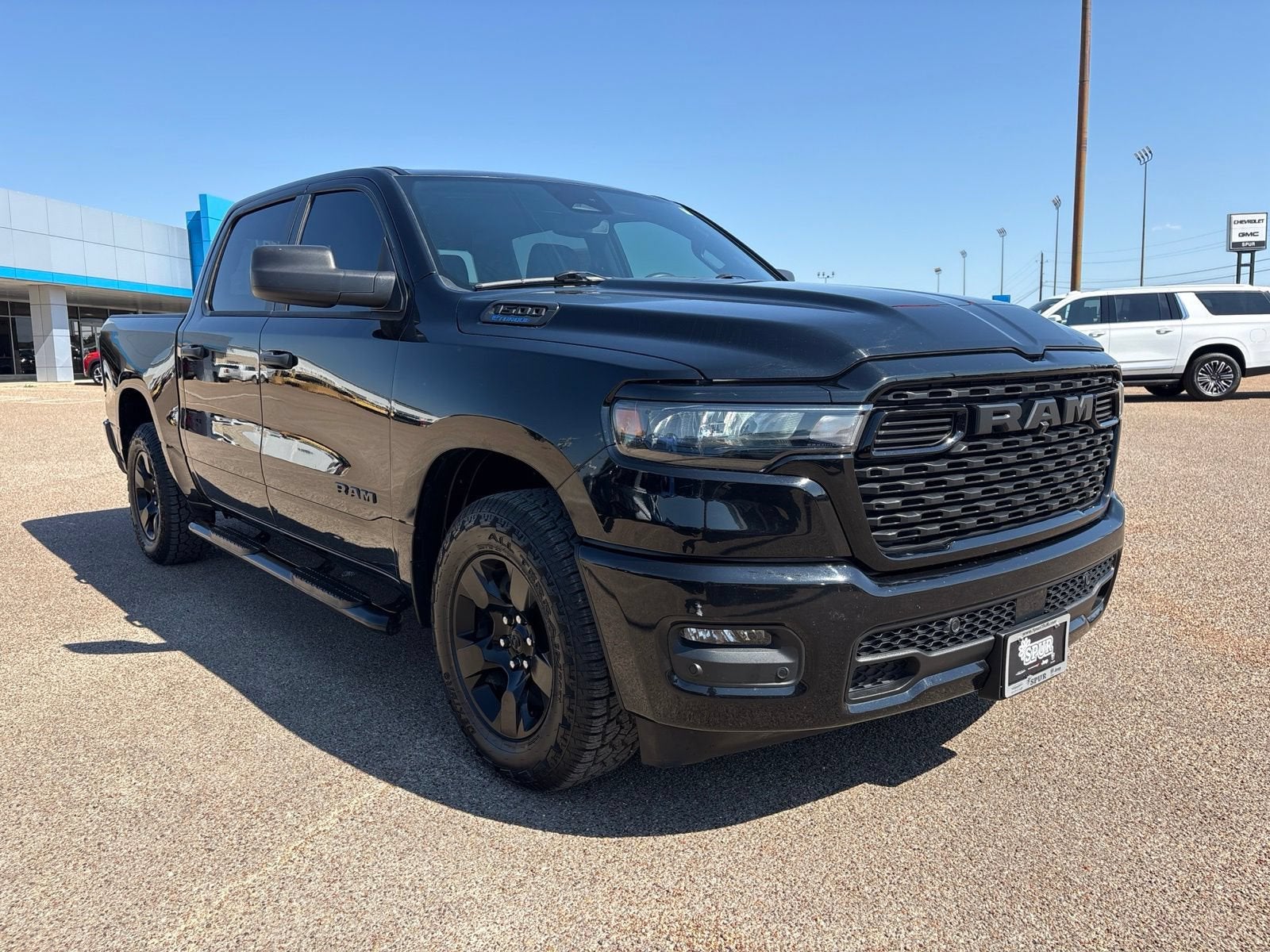 2025 RAM 1500 Tradesman Crew Cab 4x2 5'7" Box