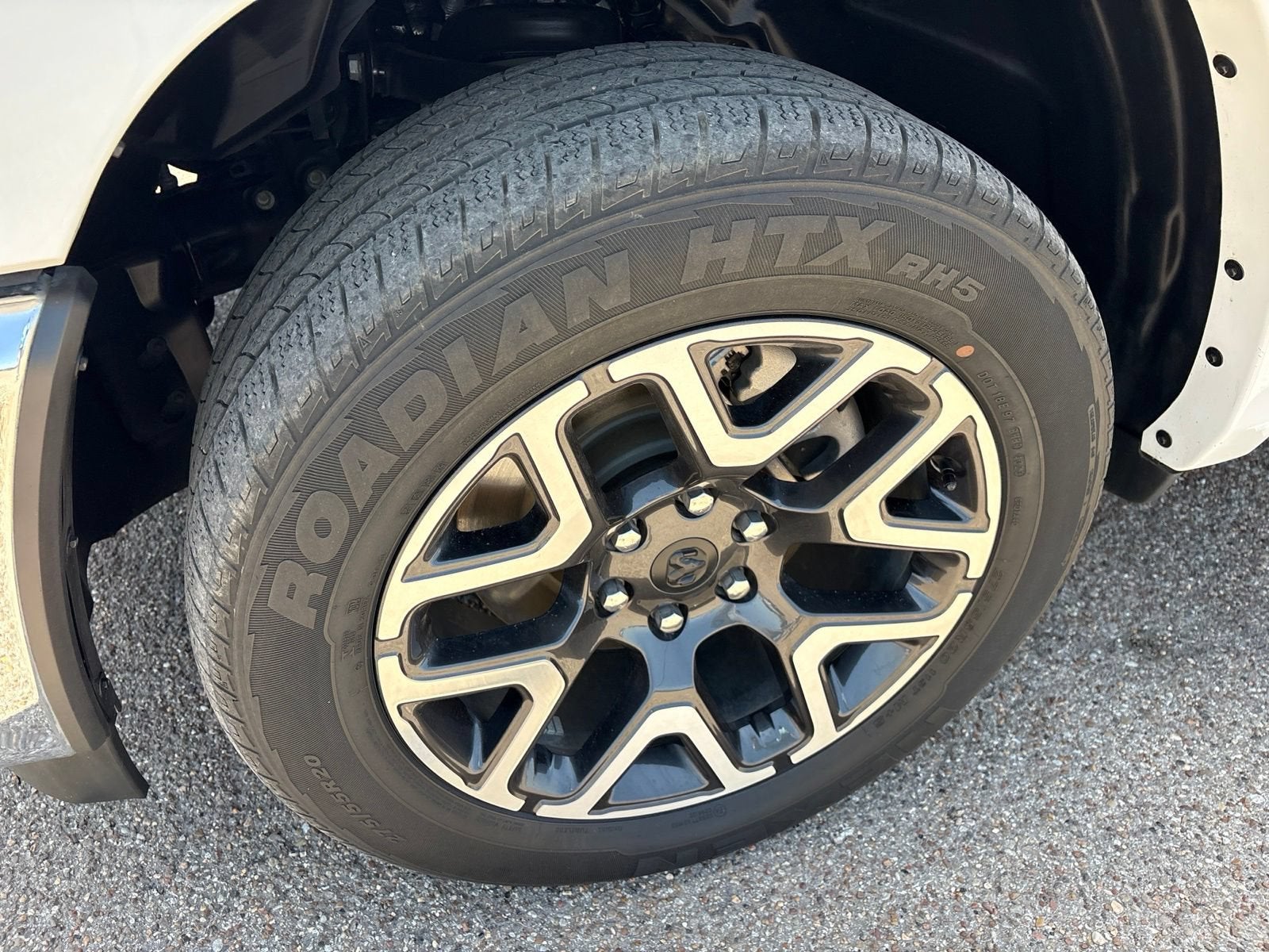2025 RAM 1500 Laramie Crew Cab 4x4 5'7" Box