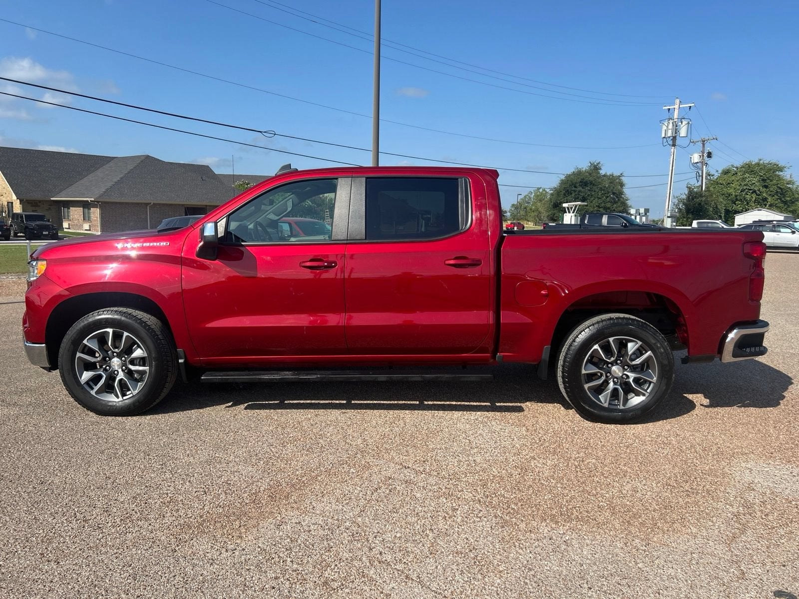 2024 Chevrolet Silverado 1500 LT