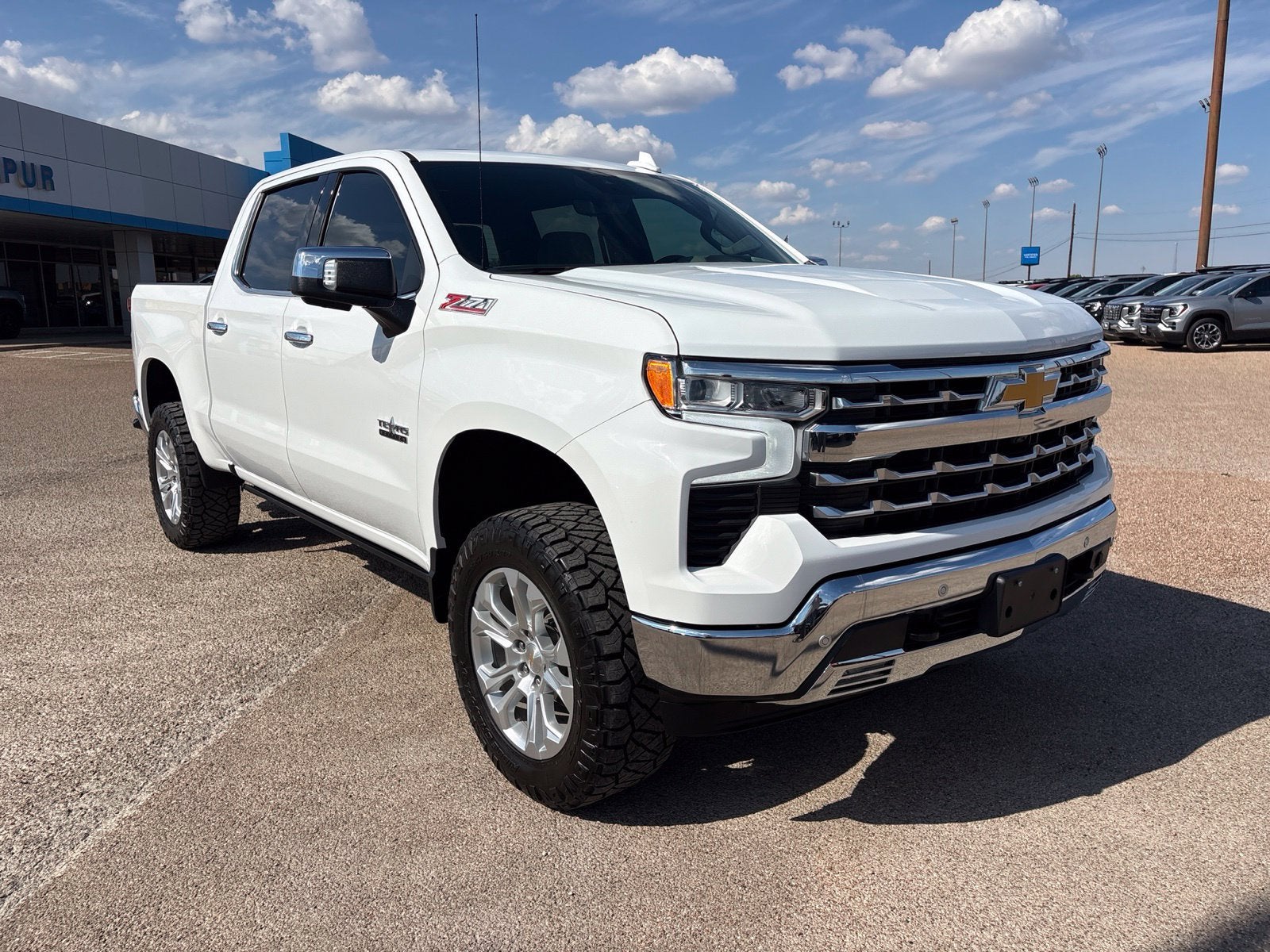 2024 Chevrolet Silverado 1500 LTZ
