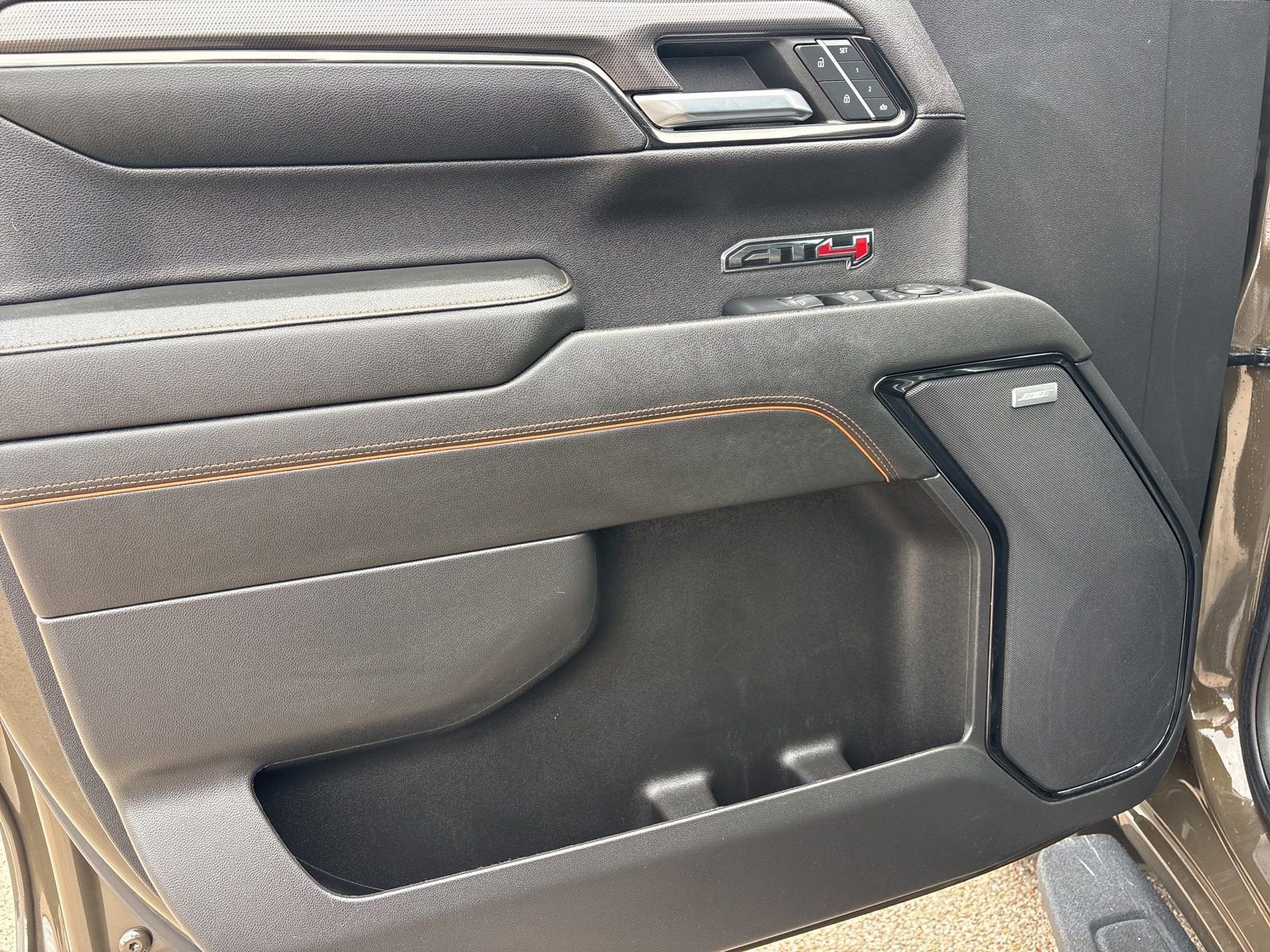 2023 GMC Sierra 1500 AT4