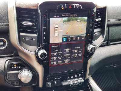2019 RAM 1500 Laramie Crew Cab 4x2 5'7" Box