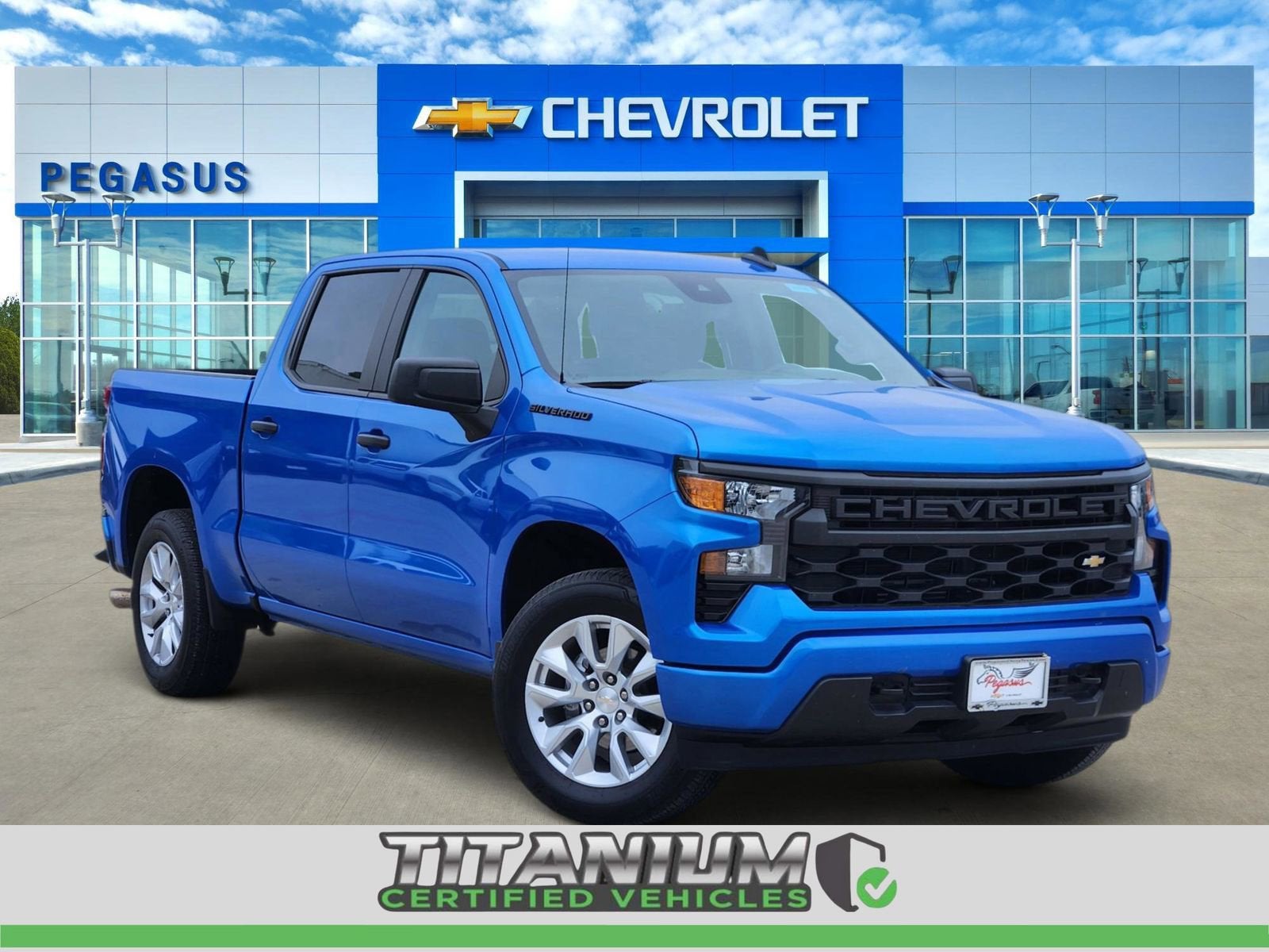 2025 Chevrolet Silverado 1500 Custom