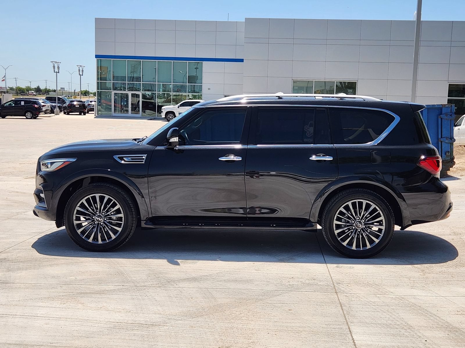 2024 INFINITI QX80 PREMIUM SELECT AWD