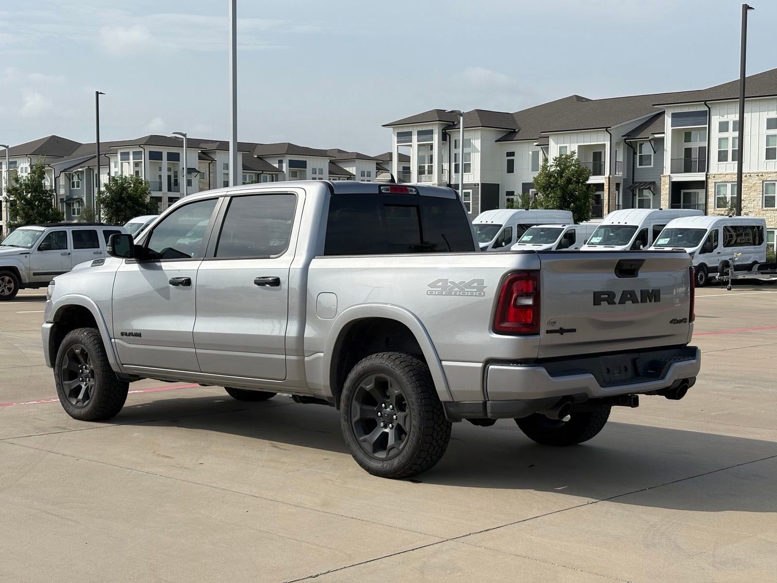 2025 RAM 1500 Lone Star Crew Cab 4x4 5'7" Box