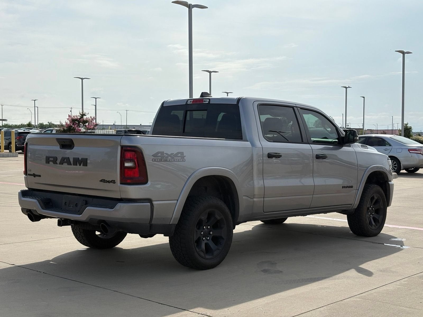 2025 RAM 1500 Lone Star Crew Cab 4x4 5'7" Box