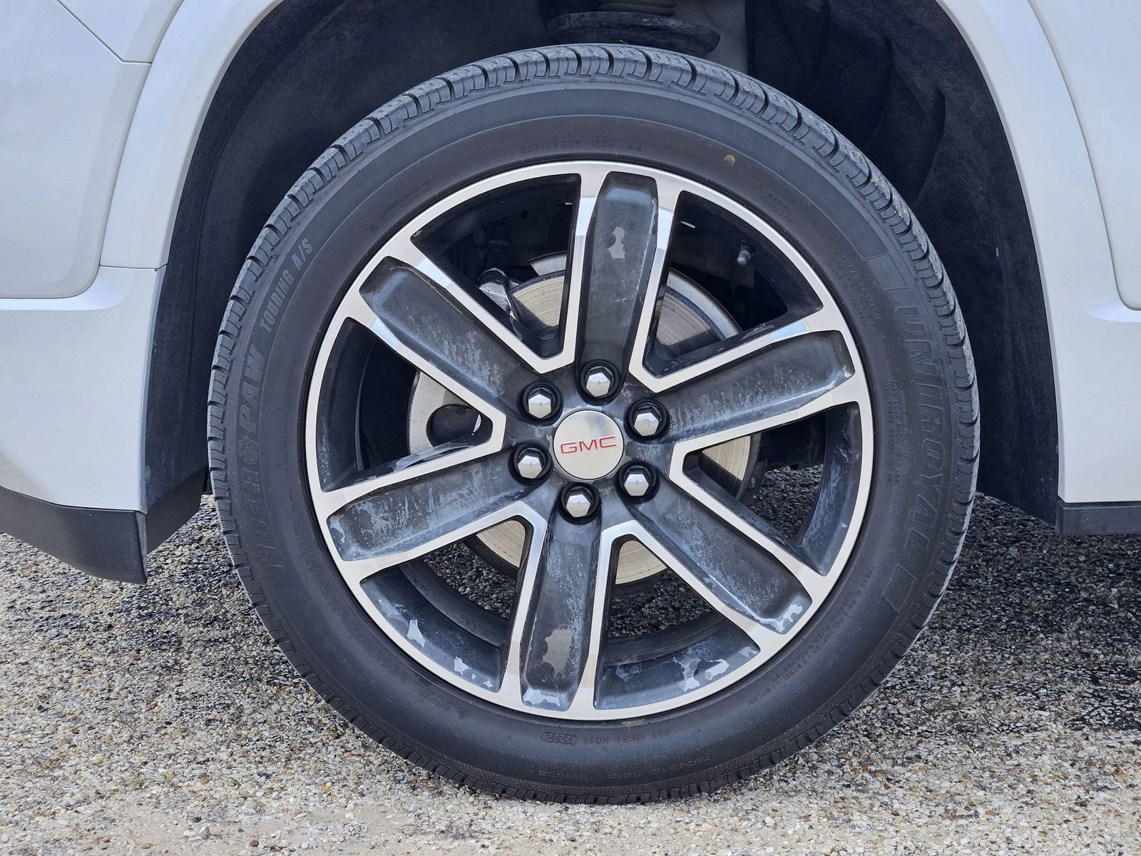 2019 GMC Acadia Denali