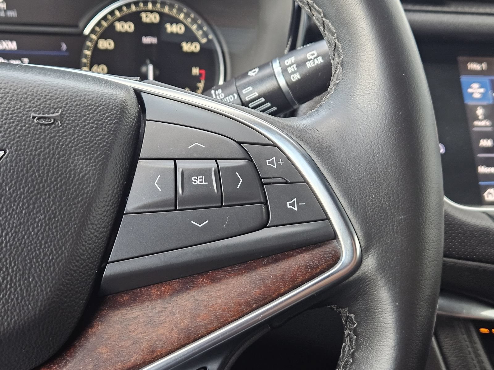 2020 Cadillac XT5 Premium Luxury FWD