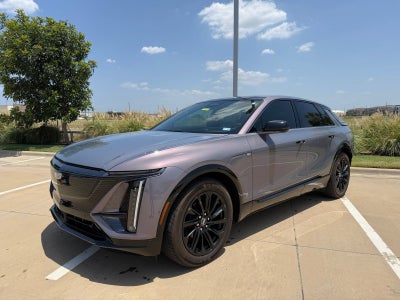 2024 Cadillac LYRIQ Sport 2