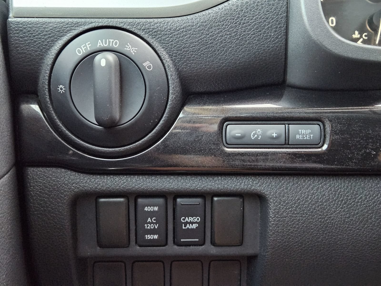2018 Nissan TITAN XD SV Gas