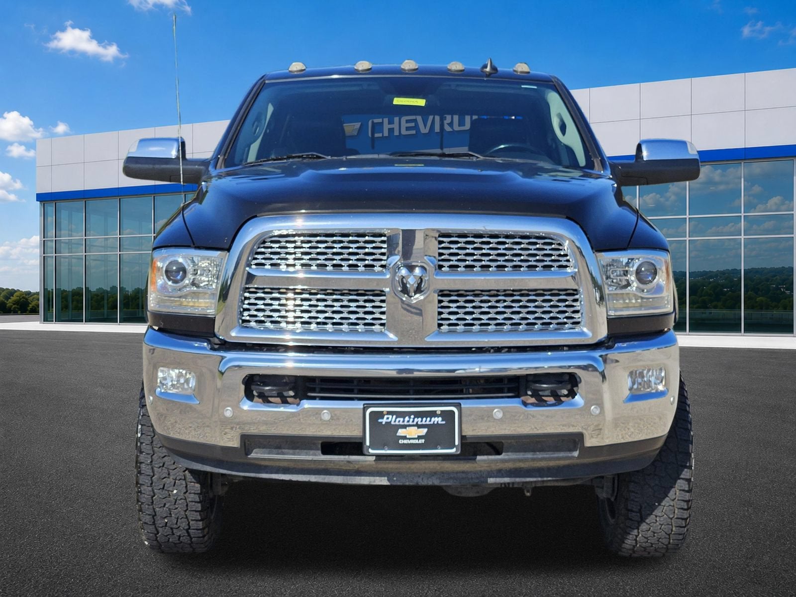 2018 RAM 2500 Laramie Crew Cab 4x4 6'4" Box