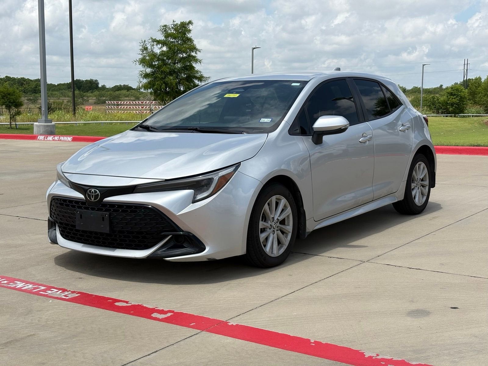 2024 Toyota Corolla Hatchback SE