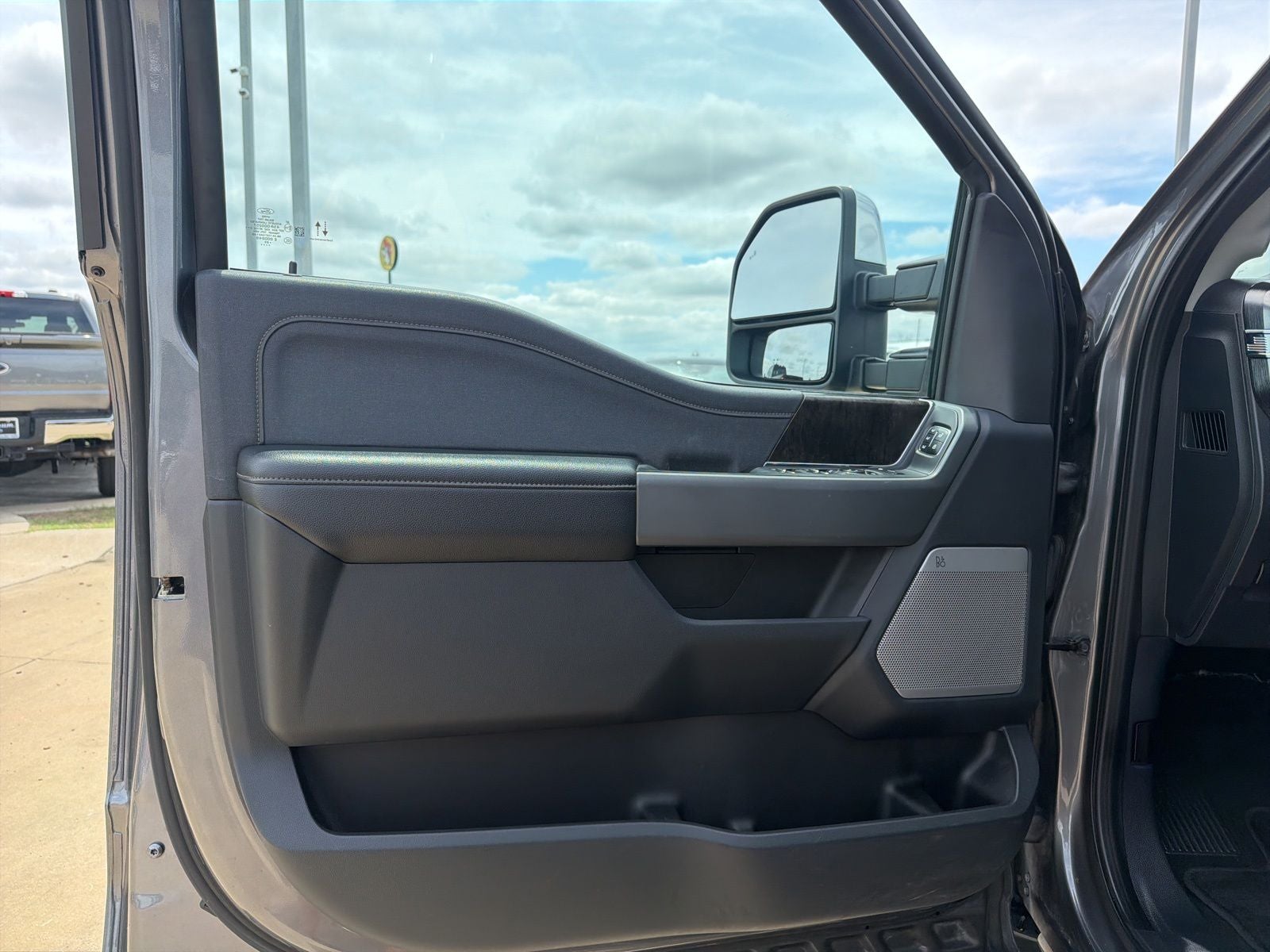 2023 Ford F-250SD Lariat