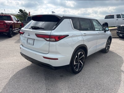 2022 Mitsubishi Outlander ES