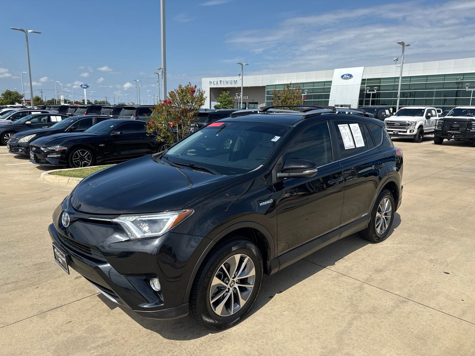 2016 Toyota RAV4 Hybrid XLE